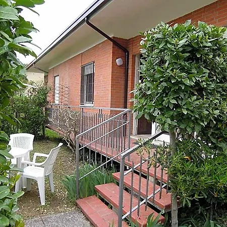 Flat With Garden And Parking 3*