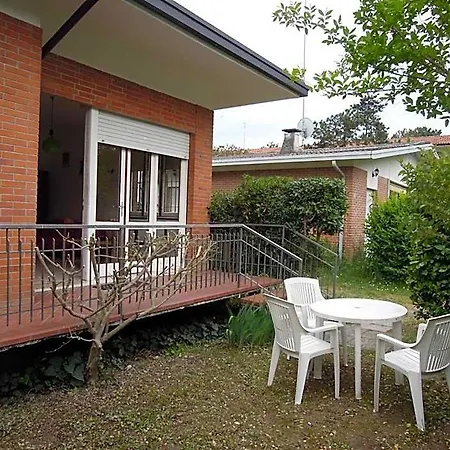 Flat With Garden And Parking 3*