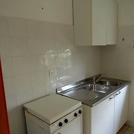 Hotel Flat With Garden And Parking