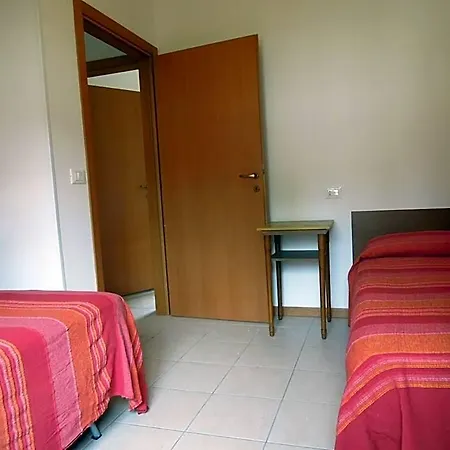 Hotel Flat With Garden And Parking