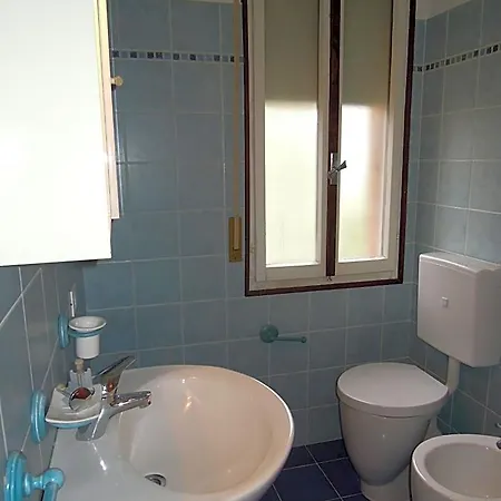 Hotel Flat With Garden And Parking 3*